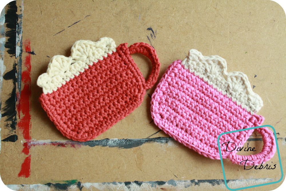 Mug of Cocoa crochet pattern by DivineDebris.com