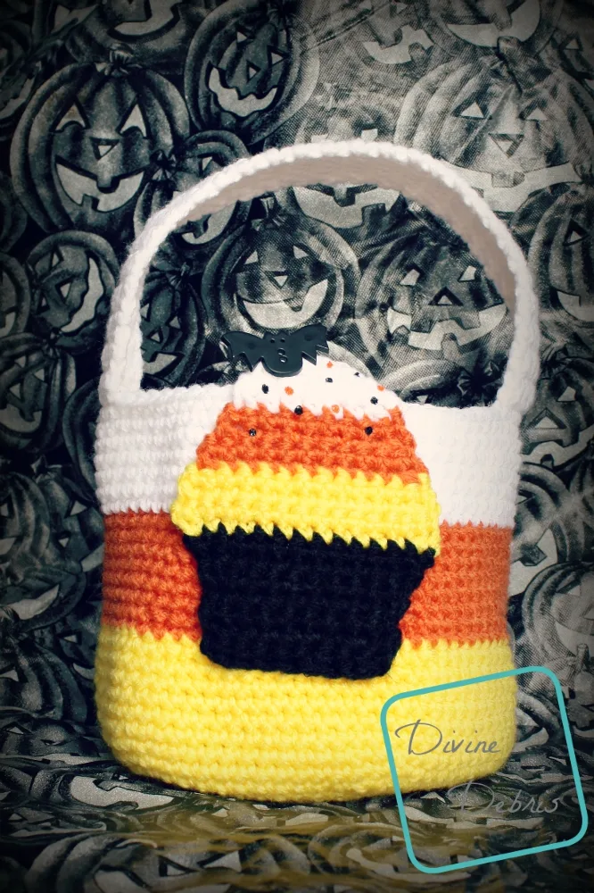 Beginner Crochet Bag {Free Crochet Pattern} - Oui Crochet