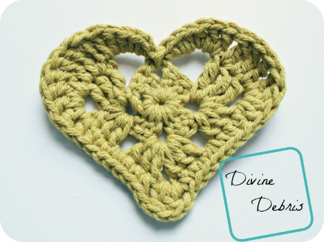 Kylie Hearts free crochet heart applique and earrings patterns from DivineDebris.com
