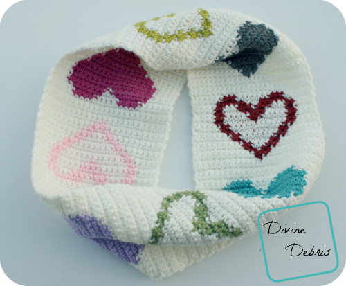 Heidi Cowl free crochet pattern by DivineDebris.com
