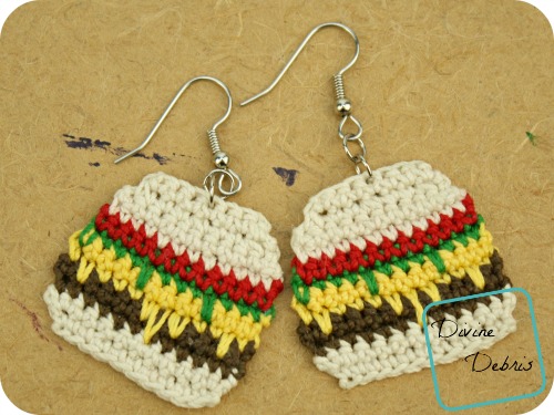 Anna Burger Bag, a free crochet earring pattern by DivineDebris.com