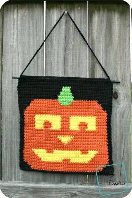 Jack-o-lantern Wall Hanging free crochet pattern by DivineDebris.com