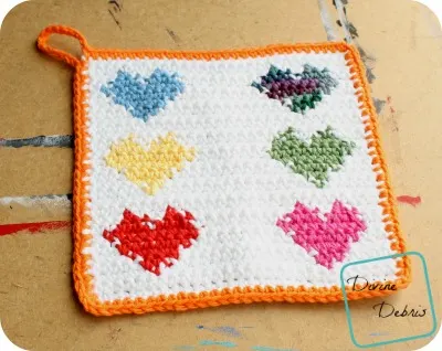 Pretty Hearts Hot Pad free crochet pattern by DivineDebris.com