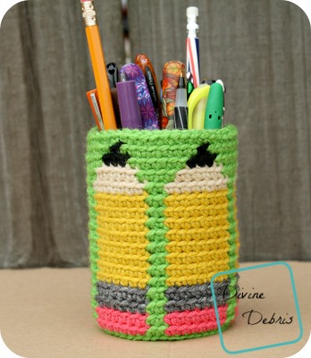 Dancing Pencils Cup crochet pattern by DivineDebris.com