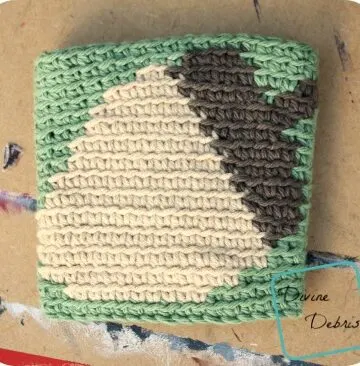 Acorn Mug Cozy free crochet pattern by DivineDebris.com