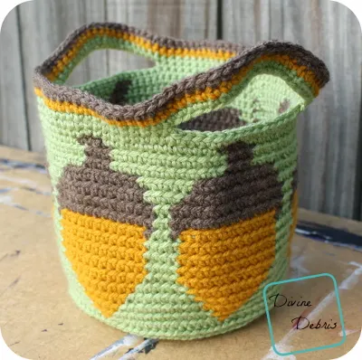 All the Acorns Basket crochet pattern by DivineDebris.com