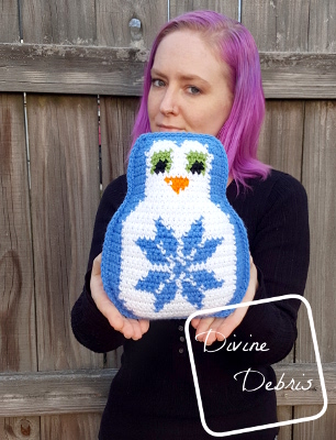 Snowflake Penguin Ami crochet pattern by DivineDebris.com