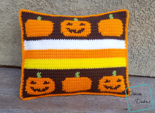 Pillows like Pumpkins – the Smiling Pumpkins Pillow pattern