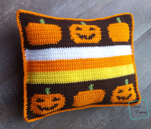 Smiling Pumpkins Pillow free crochet pattern by DivineDebris.com