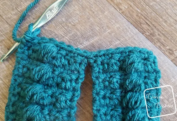 Ashley Headband free crochet pattern by DivineDebris.com