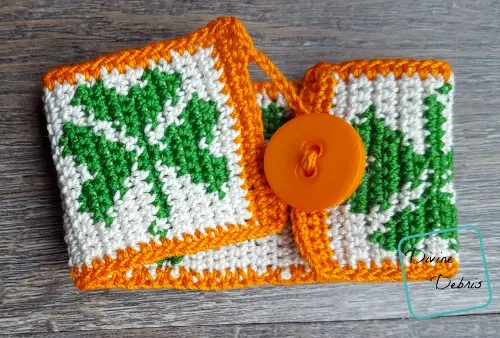 Shamrock Bracelet free crochet pattern by DivineDebris.com