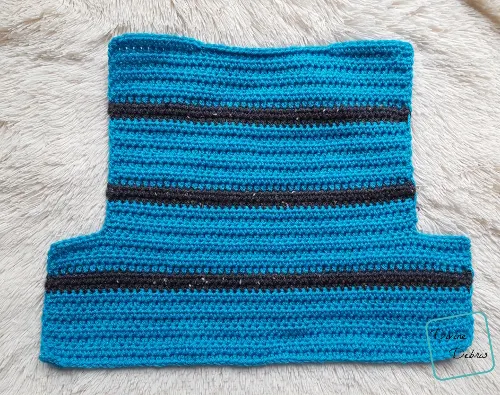 Heidi Hearts Vest free crochet pattern by DivineDebris.com