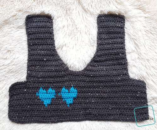 Heidi Hearts Vest free crochet pattern by DivineDebris.com