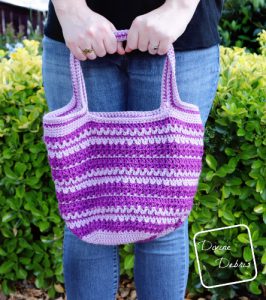 Mary Market Tote Bag free crochet pattern by DivineDebris.com