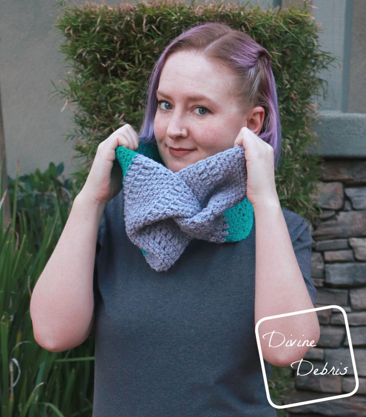 When Whitney Met March, the Whitney Cowl Free Crochet Pattern