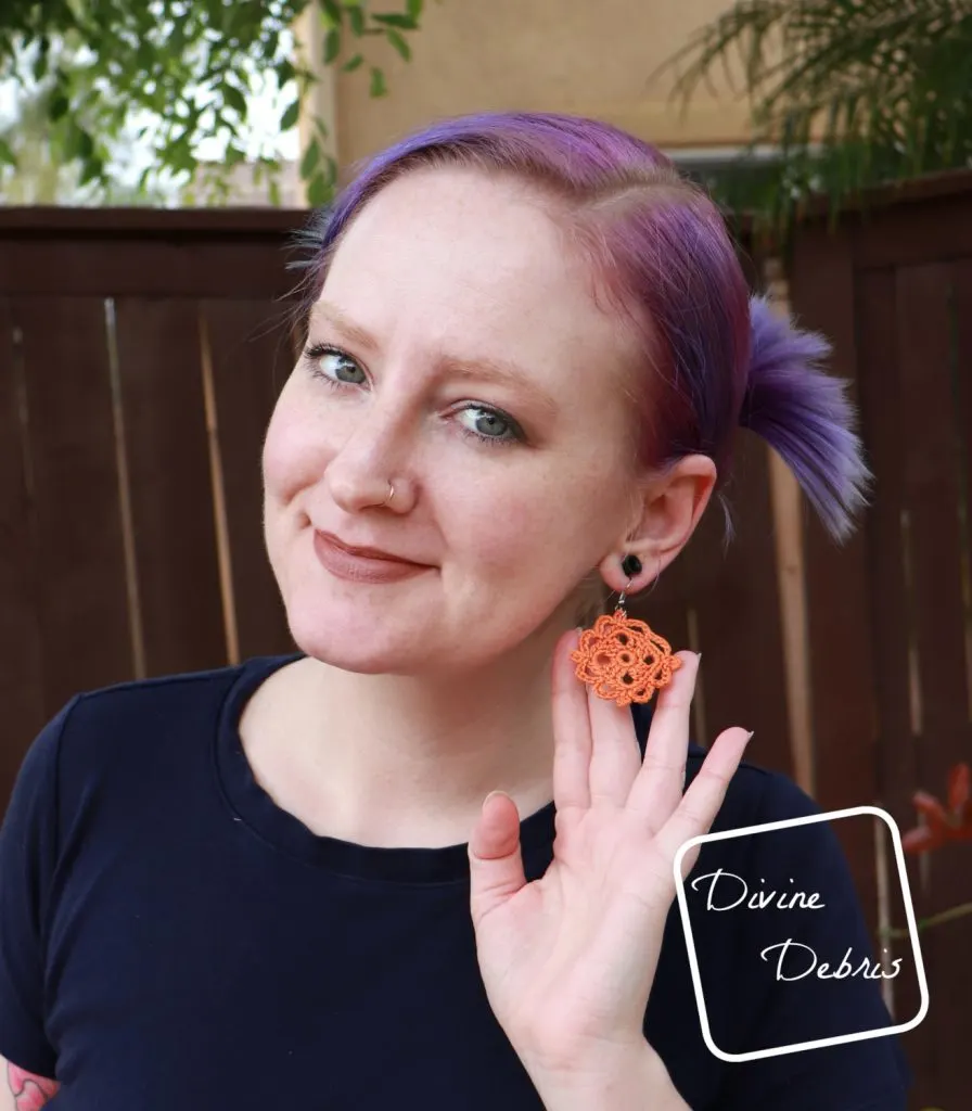 Courtney Earrings free crochet pattern by DivineDebris.com