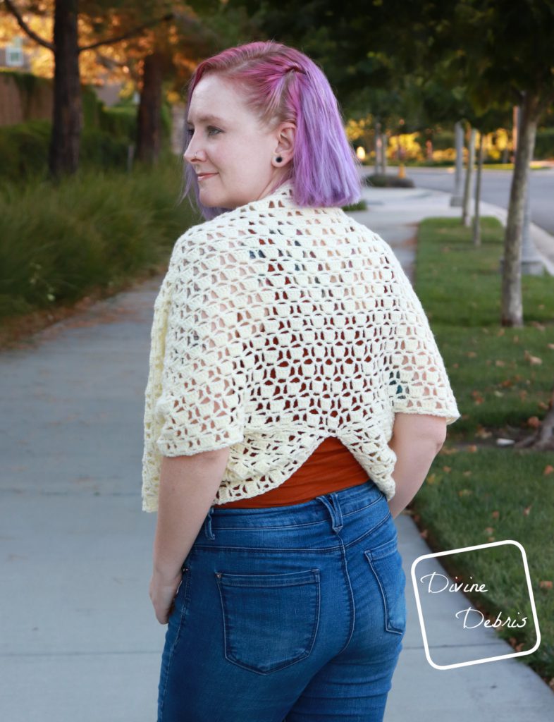 Learn to make the interesting and fun Erin Split-Back Cardigan, available in sizes X2 - 5X, from a free crochet pattern by DivineDebris.com