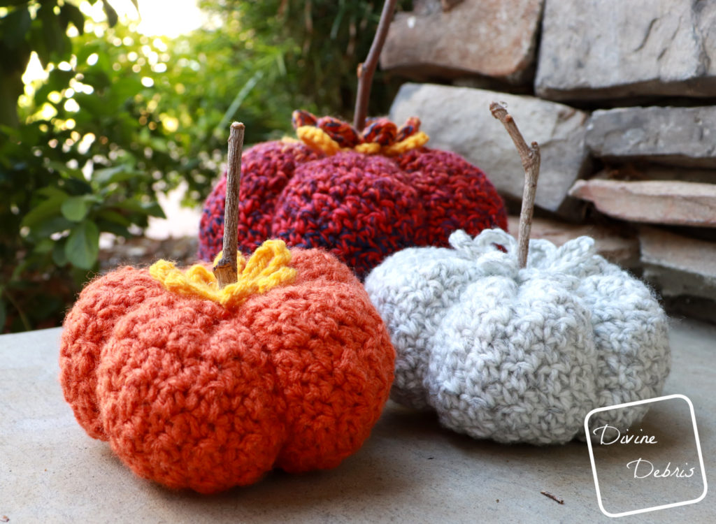 Crinkle Pumpkin Amigurumi free crochet pattern by DivineDebris.com
