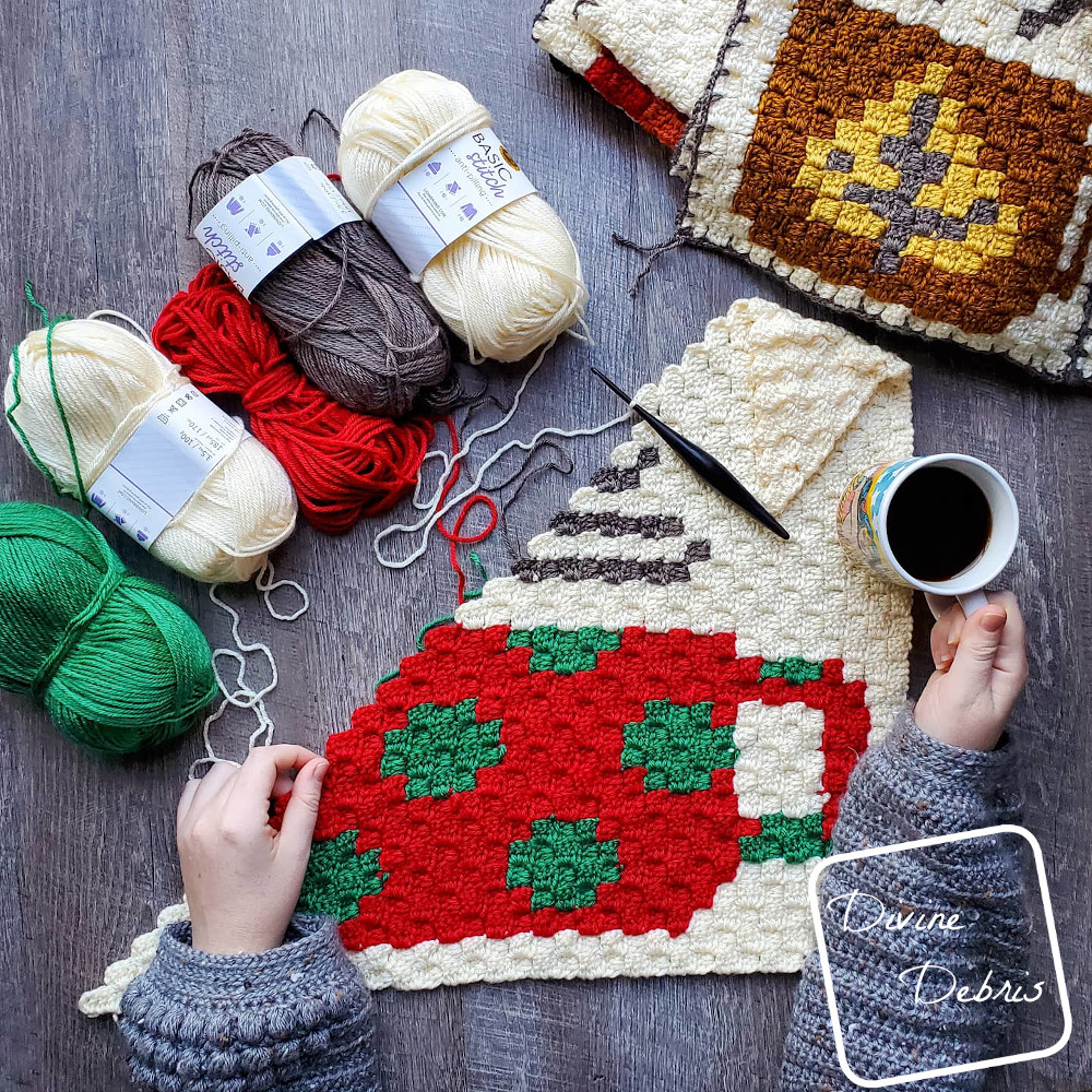 C2C Christmas Cup Afghan Square free crochet pattern by DivineDebris.com