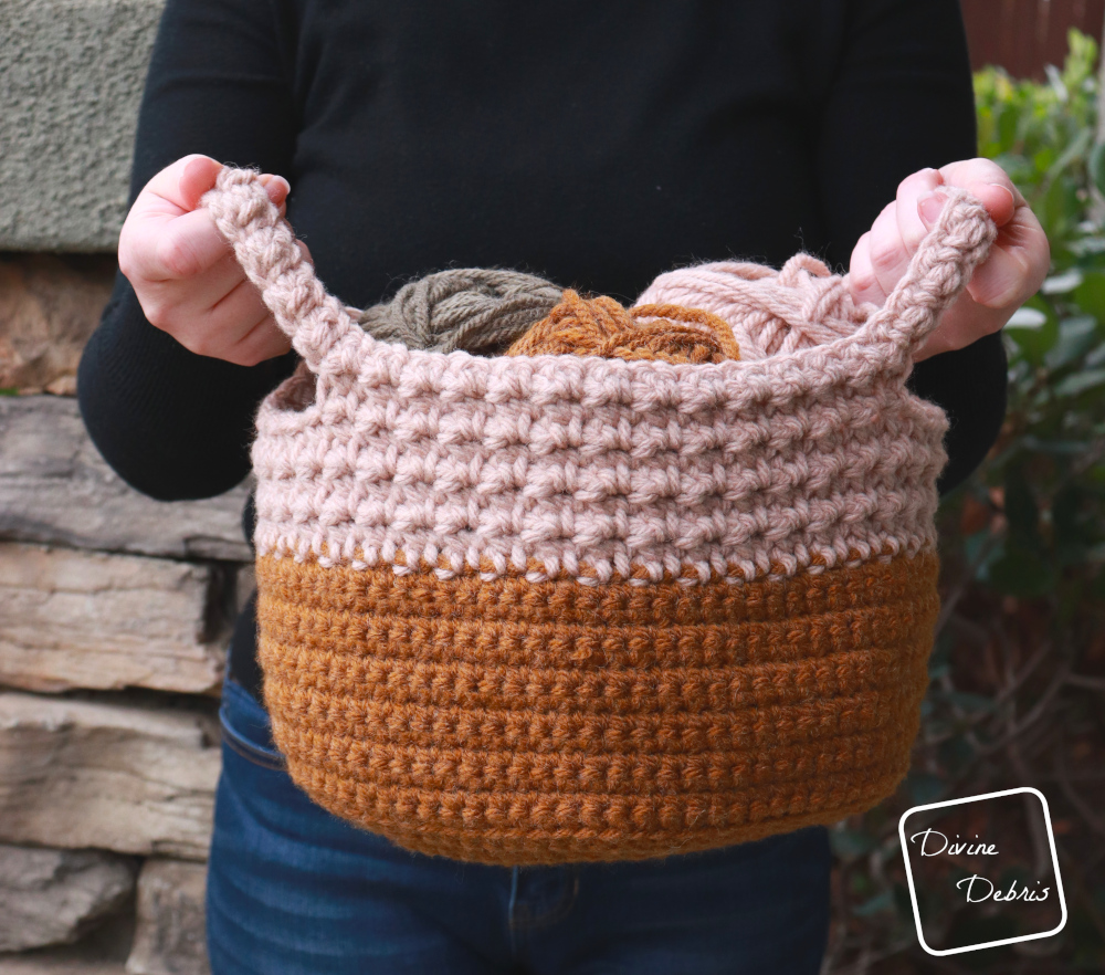 Learn to make the fun and easy Calista Basket from a free crochet pattern on DivineDebris.com