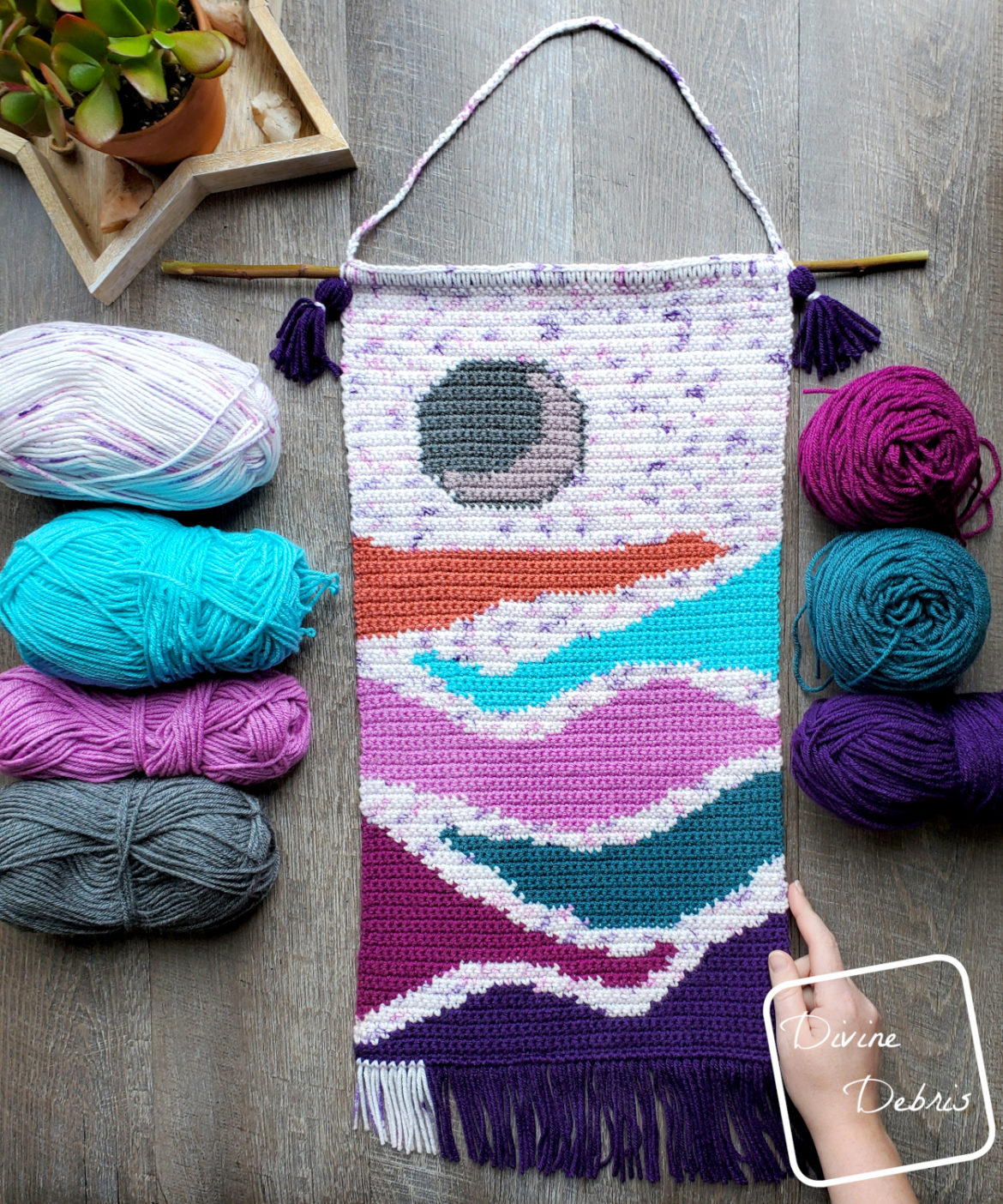 Make It Fancy With the Moon Rise Wall-Hanging free crochet pattern