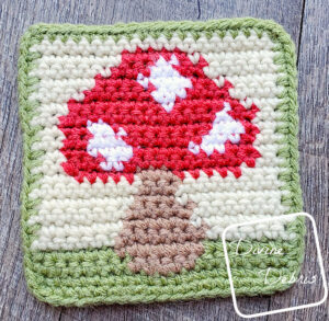 Free Cute Mushrooms Bag Crochet Pattern by Divine Debris