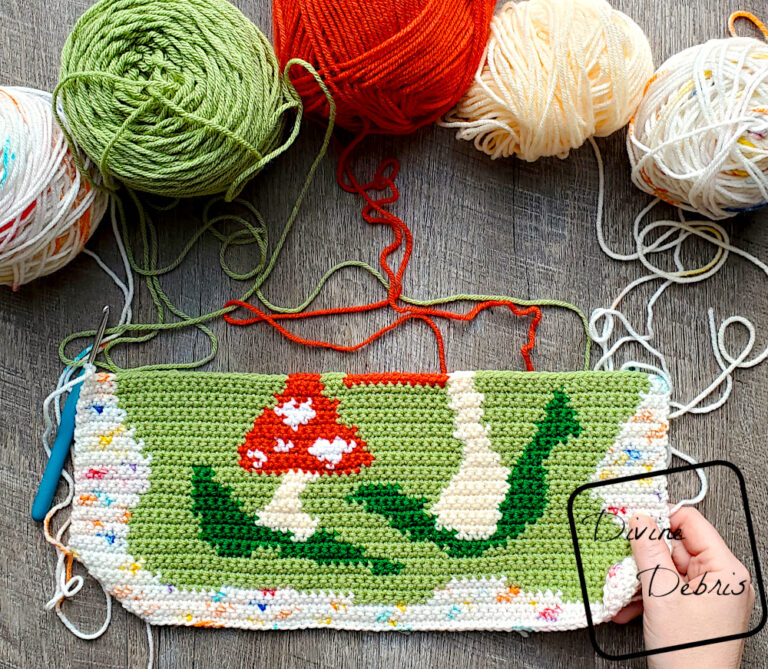 Mushroom Love Wall Hanging crochet pattern by Divine Debris