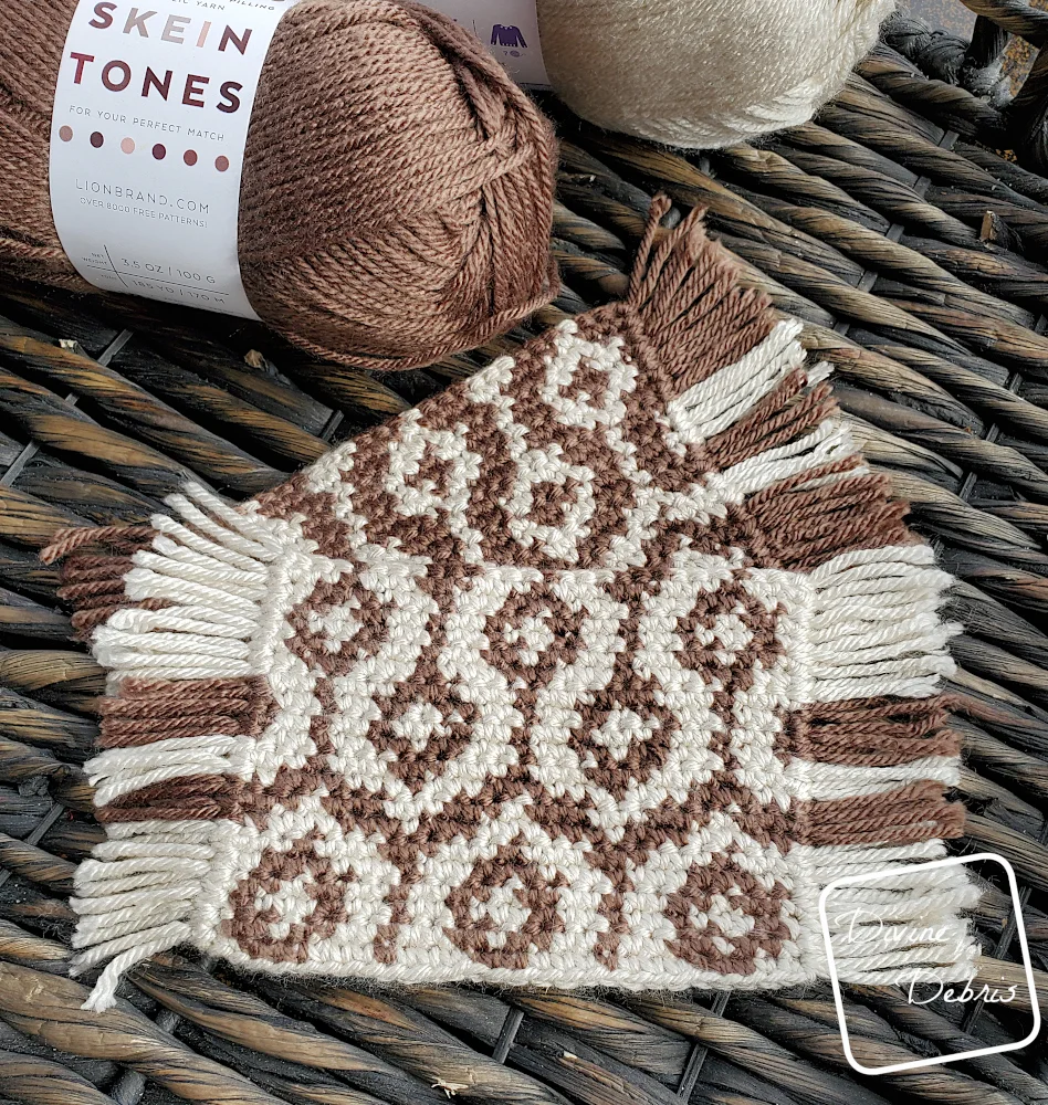 Free Torrance Mug Rug Crochet Pattern by Divine Debris