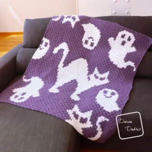 A Ghoul’s Best Friend Blanket C2C Crochet Pattern – Free Halloween Blanket
