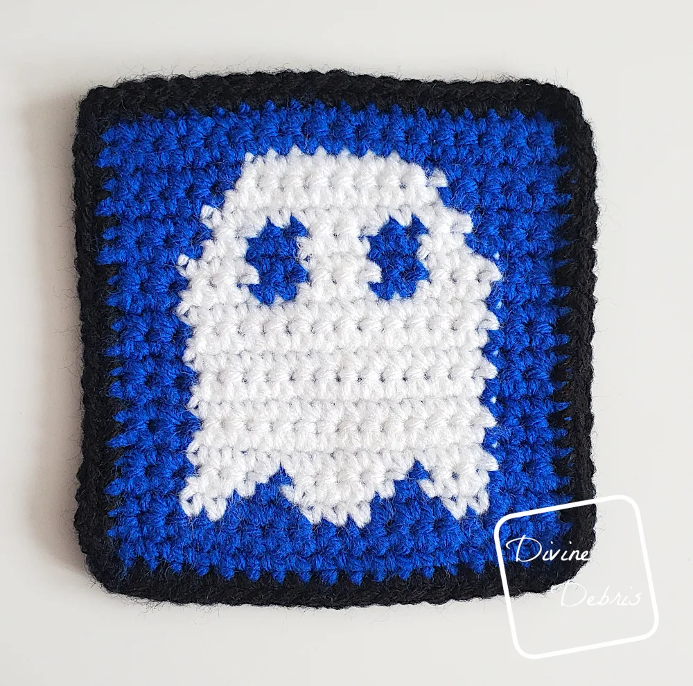 [Image description] Top down view of the Ghost Halloween Square on a white background